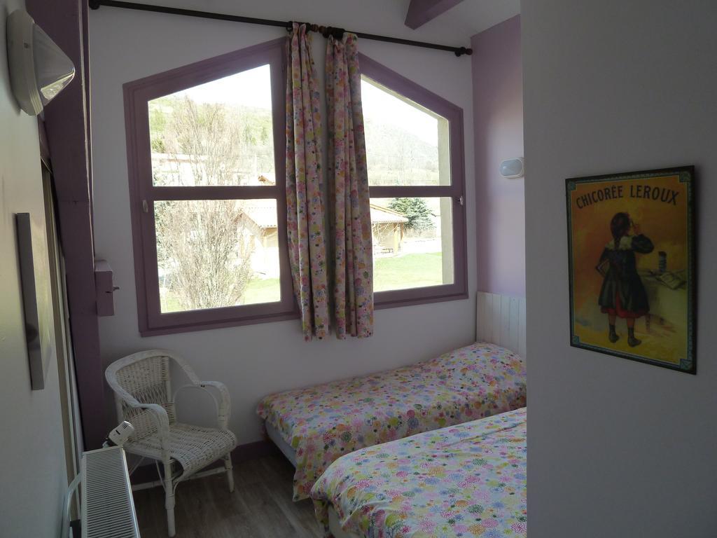 Gite Des Monges Sisteron Zimmer foto
