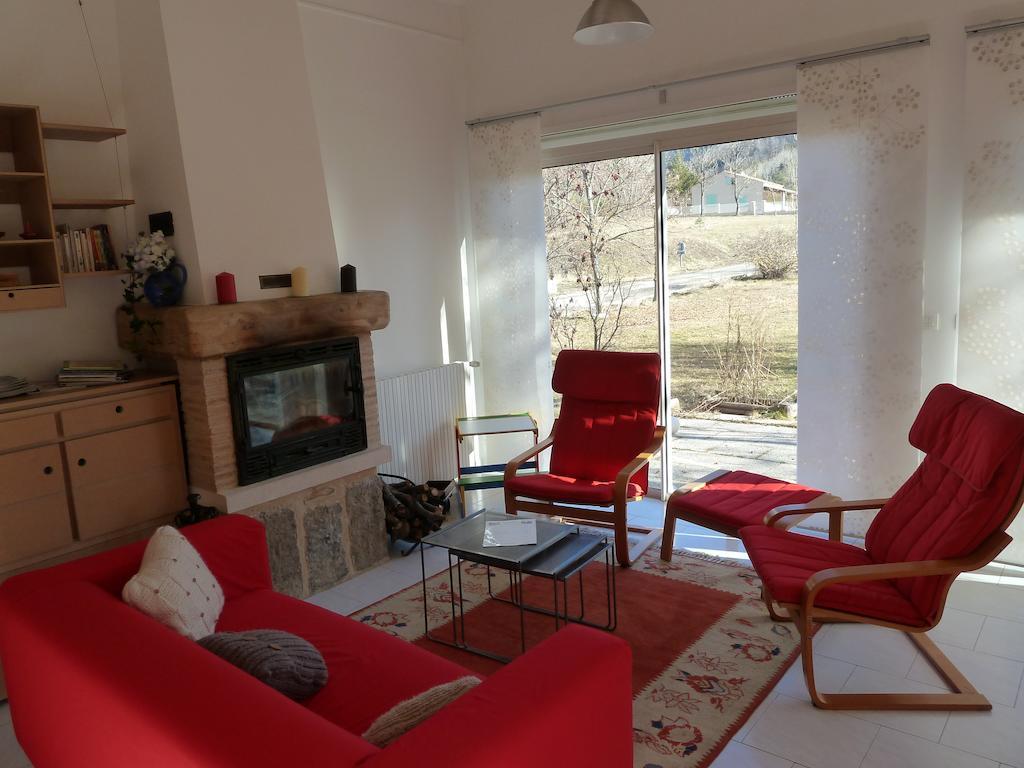Gite Des Monges Sisteron Exterior foto