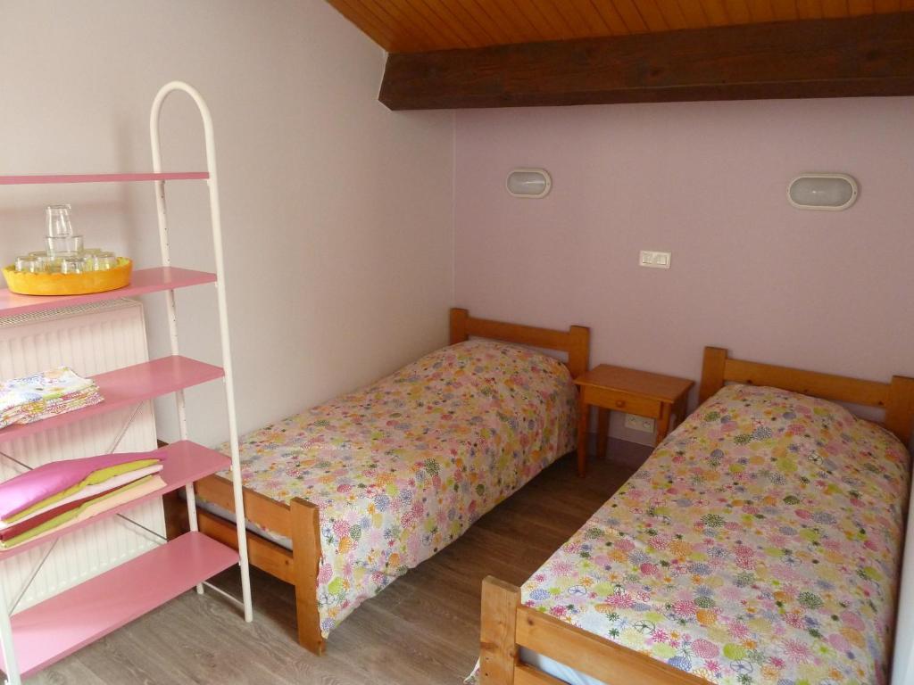 Gite Des Monges Sisteron Zimmer foto